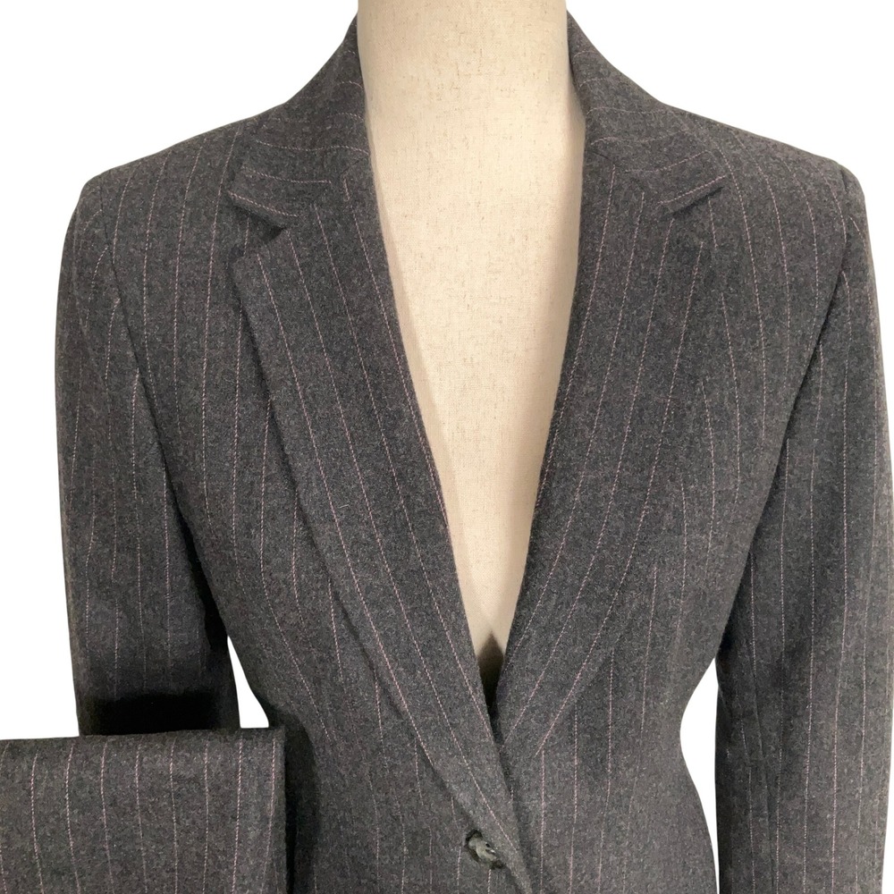 Kasper Skirt Suit Women 4 Gray Pink Pinstripe Flannel Sophisticated Corporate